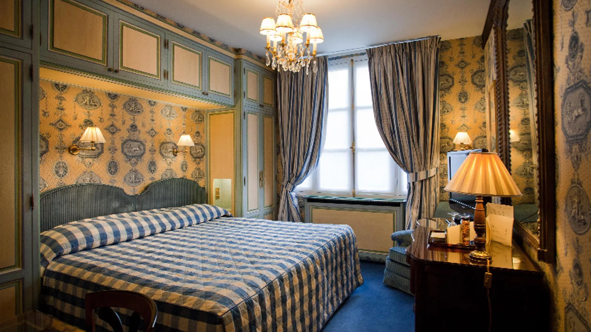 Duc De St-simon Hotel 4*