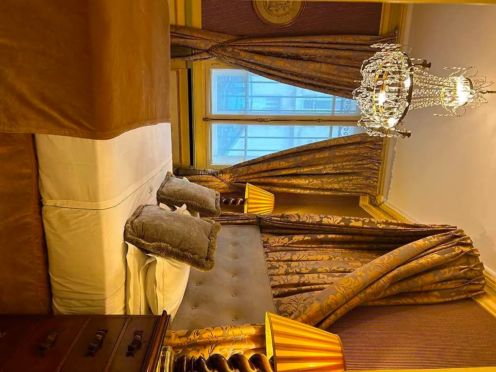 Duc De St-simon 4*