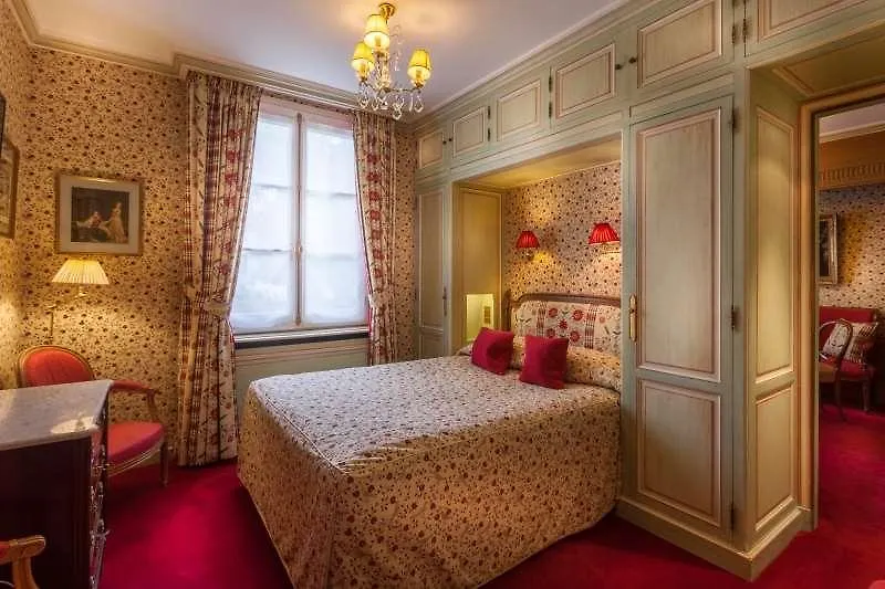 Hotel Duc De St-simon 4*