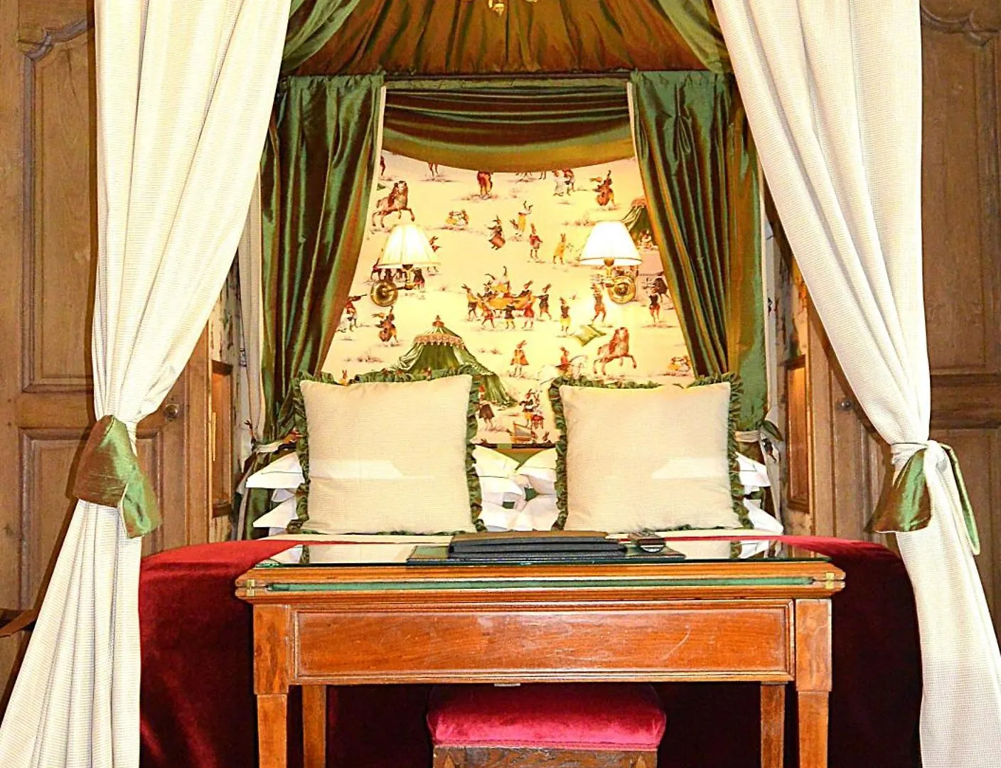 Duc De St-simon Hotel